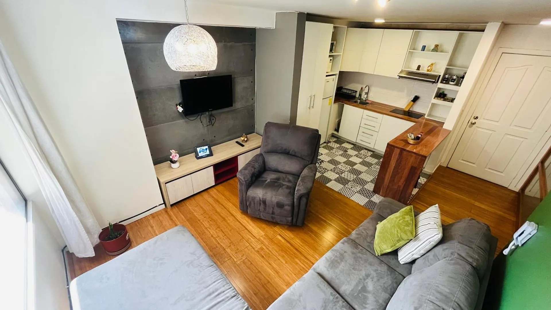 Suite Republica De Salvador Quito Apartment